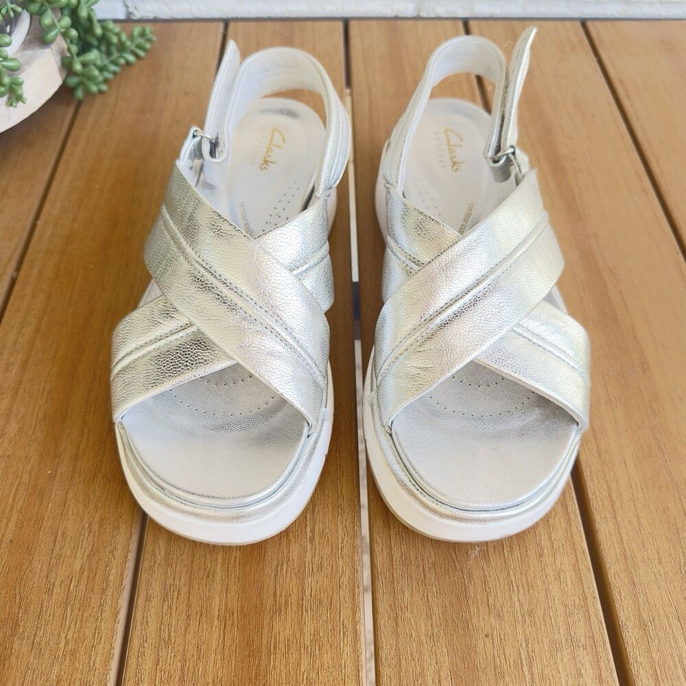 Clarks Tuscan Cross Women’s 7.5 M Silver Leather Comfort Slingback Sandals